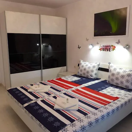 Апартаменты Apartament Holiday