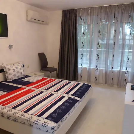 Apartament Holiday * بورغاس